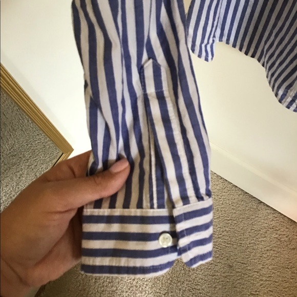 The Classic Shirt from Old Navy, size L - Picture 3 of 5